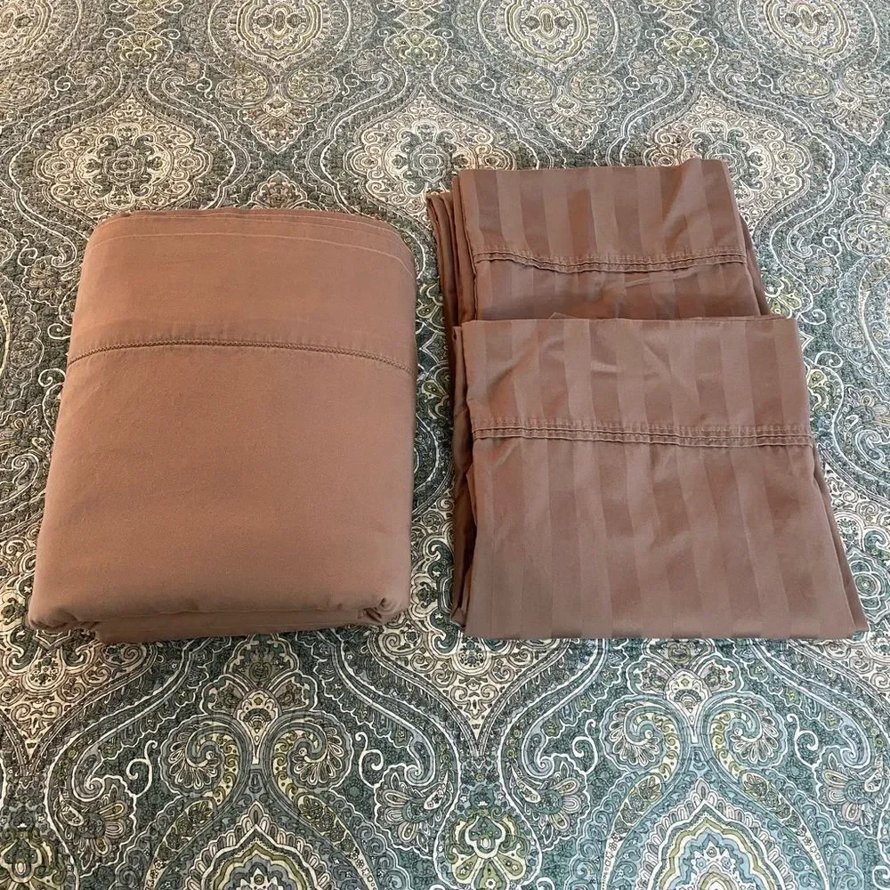 Luxurious Tan Bedding Sheet Set by Feildcrest 100% Egyptian cotton